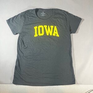 Fanatics Iowa Sports Football / Basketball Short Sleeve T-Shirt Youth Large Tee
